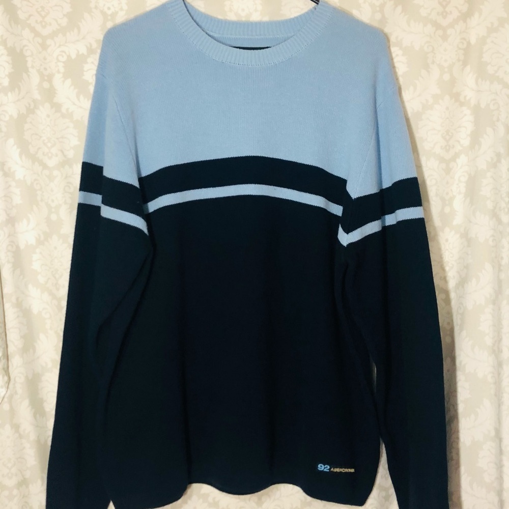 Abercrombie and Fitch Sweater XL NWOT